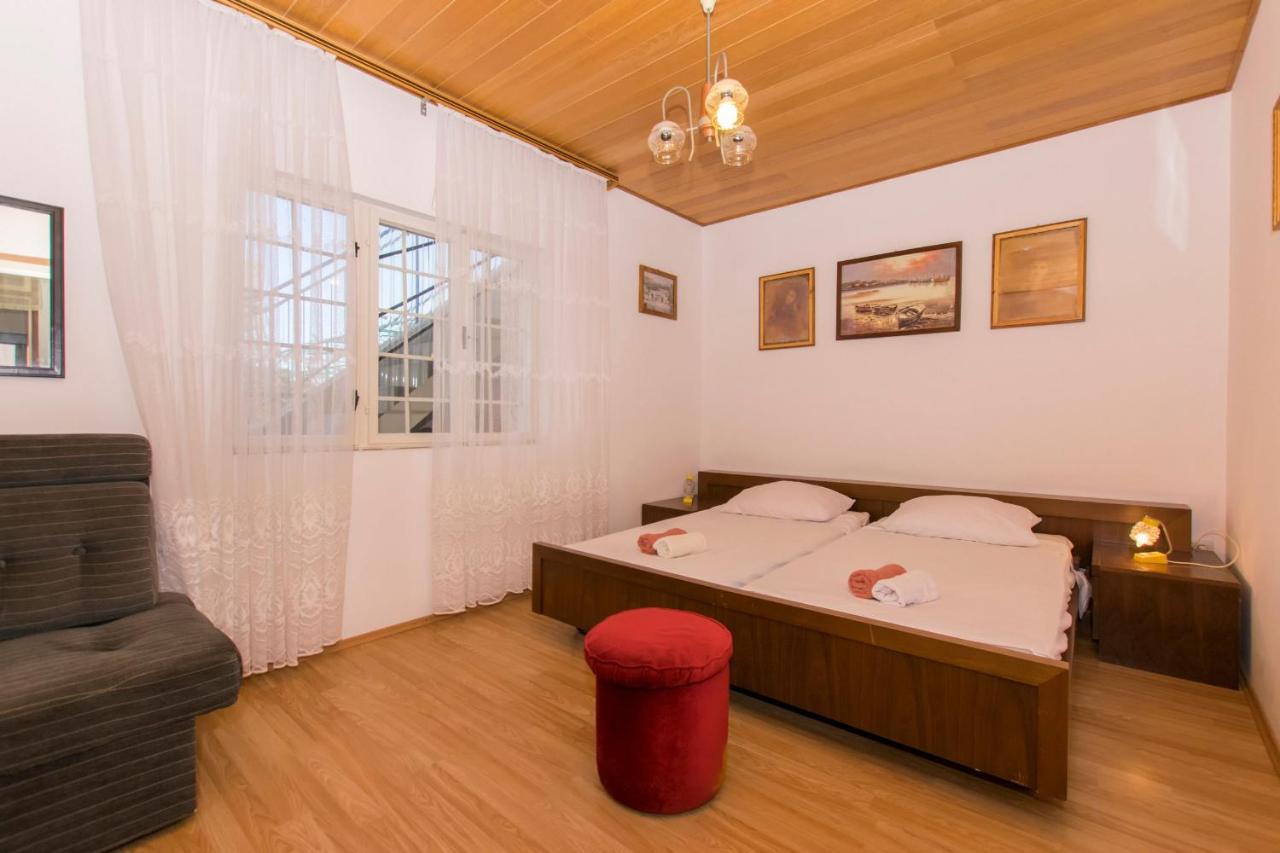 Apartments Amalija Водице Экстерьер фото