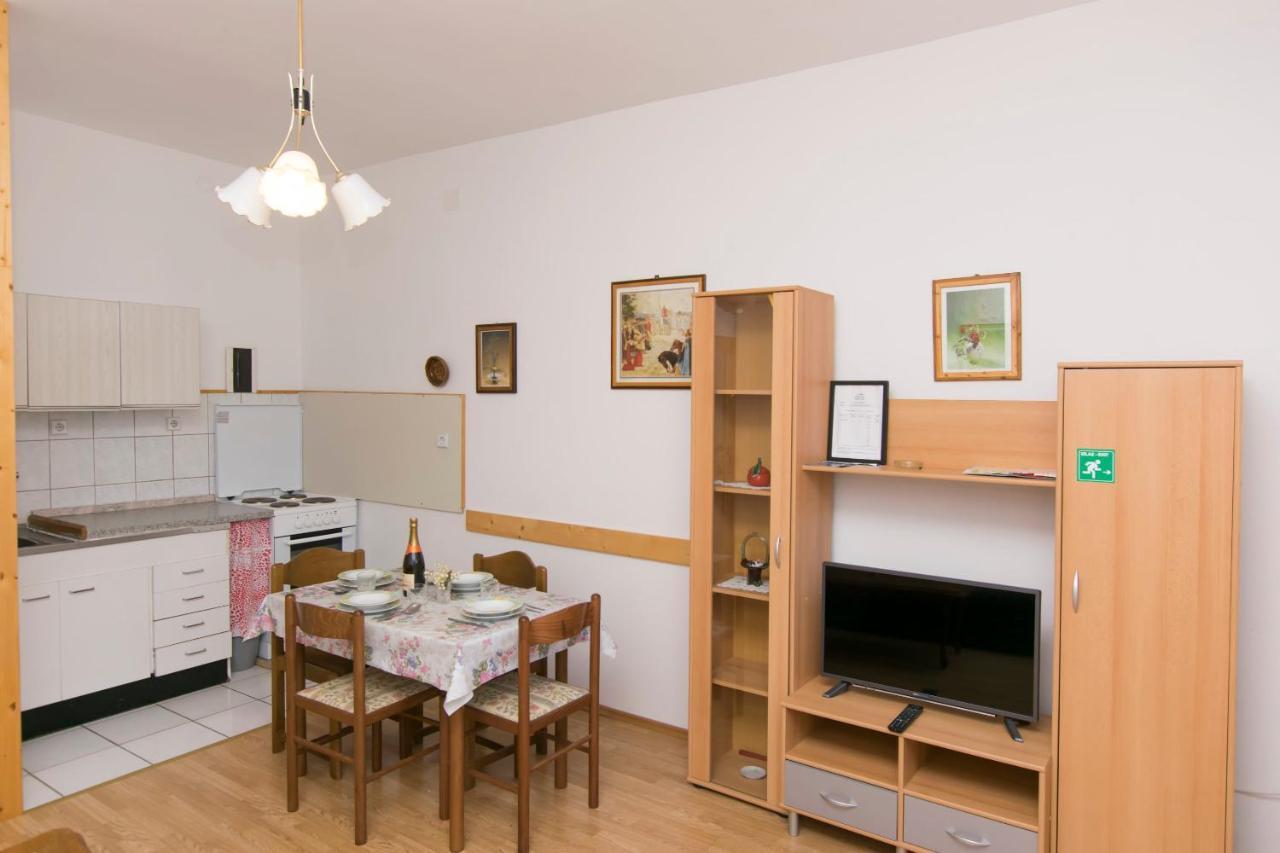 Apartments Amalija Водице Экстерьер фото